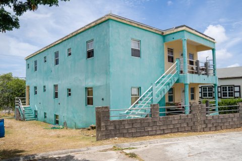 10 bedrooms Villa in Basseterre, Saint Kitts and Nevis No. 61416 3