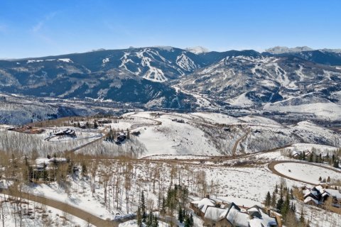 Land in Avon, USA No. 83668 9