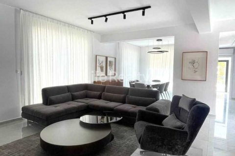 4 bedrooms House in Chloraka, Cyprus No. 71881 6