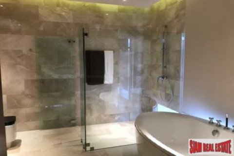 6 bedrooms Villa in Phuket, Thailand No. 95781 12