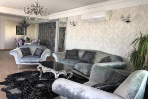 3 dormitorios Apartment en Limassol, Cyprus No. 106088 2