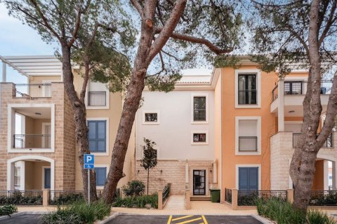 1 bedroom Apartment in Tivat, Montenegro No. 83678 9