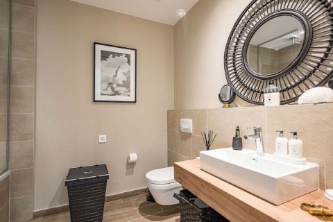 1 bedroom Apartment in Tivat, Montenegro No. 83678 17