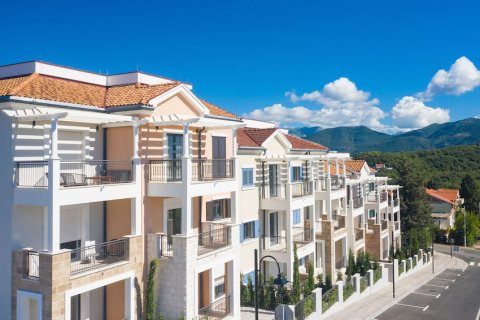 1 bedroom Apartment in Tivat, Montenegro No. 83678 13