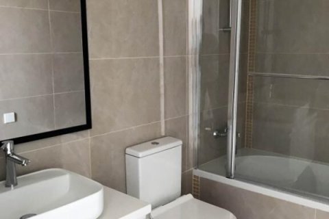 3 bedrooms Townhouse in Limassol, Cyprus No. 105672 8