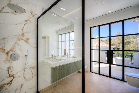 4 bedrooms Villa in Thuan Nam, Vietnam No. 27303 13