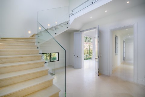 4 bedrooms Villa in Thuan Nam, Vietnam No. 27303 5