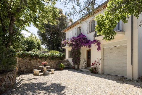 344m² House in Cannes, France No. 68836 4