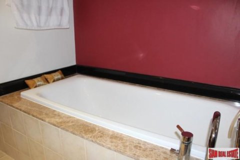 3 bedrooms Apartment in Pattaya, Thailand No. 96577 2