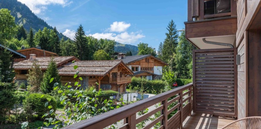 3 bedrooms Apartment in Megeve, France No. 99357