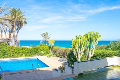 5 dormitorios Villa en Cabo Roig, Spain No. 112174