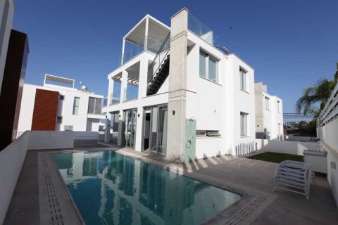 4 dormitorios Villa en Protaras, Cyprus No. 82690 3