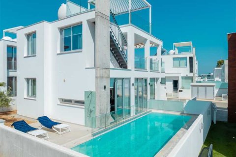 4 dormitorios Villa en Protaras, Cyprus No. 82690 1