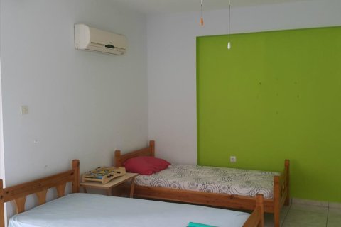 Здание 560м² в Саронис, Греция №59255 3