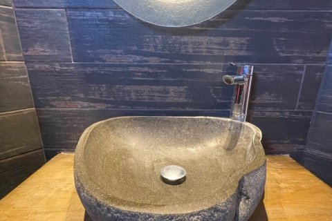 5 bedrooms House in Epanomi, Greece No. 55932 10