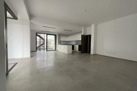 3 bedrooms Apartment in Limassol, Cyprus No. 106544 2