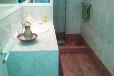 3 bedrooms House in Zakynthos, Greece No. 24747 22