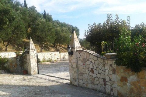 3 bedrooms House in Zakynthos, Greece No. 24747 7