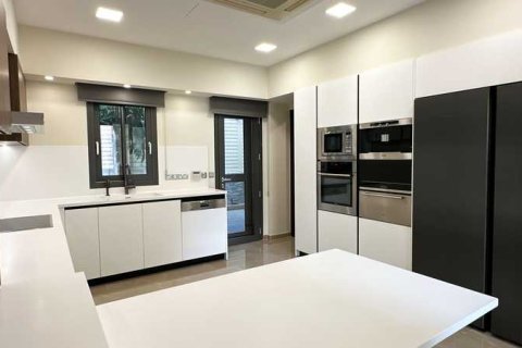 Вилла с 4 спальнями в Лация, Кипр №73815 9