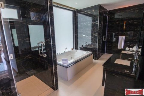 5 bedrooms Villa in Ko Samui, Thailand No. 96262 10