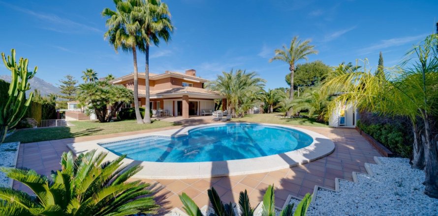 Studio Villa à Tung Chung Pho, Vietnam No. 116656