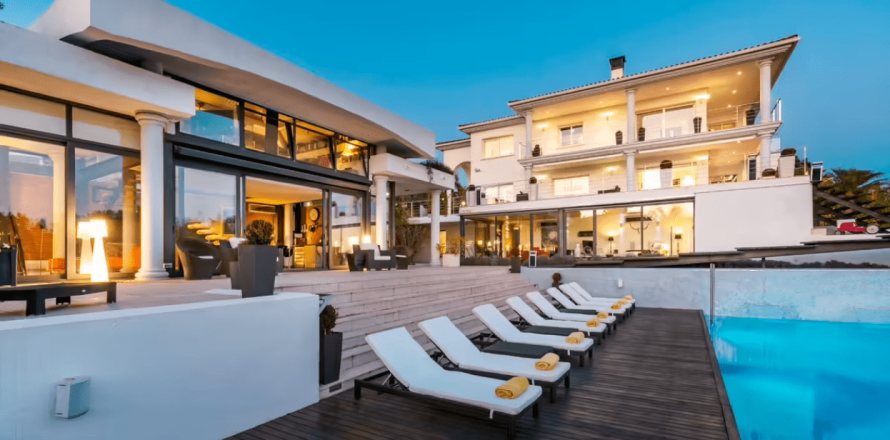 6 bedrooms Properties in Van Thanh, Vietnam No. 25404