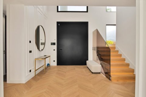 6 bedrooms Villa in Tan Xuan, Vietnam No. 27400 26