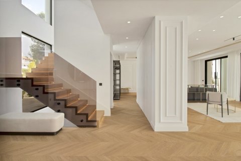 6 bedrooms Villa in Tan Xuan, Vietnam No. 27400 28