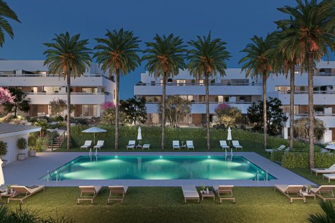 2 dormitorios Apartment en Estepona, Spain No. 126452