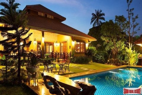 4 dormitorios Villa en Hua Hin, Thailand No. 96925 1
