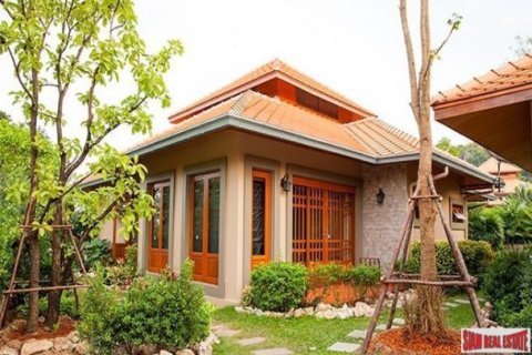4 dormitorios Villa en Hua Hin, Thailand No. 96925 2
