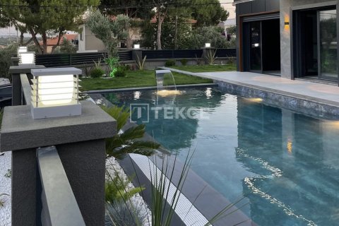 5 dormitorios Villa en Bich Dong, Vietnam No. 79595 19