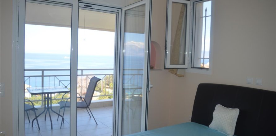 4 bedrooms Maisonette in Xylokastro, Greece No. 59157