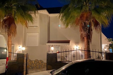 4 bedrooms Villa in Vinh Thanh, Vietnam No. 15233 3