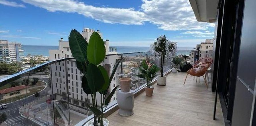 3 bedrooms Penthouse in Alicante, Spain No. 124779