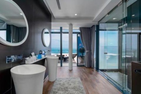 6 bedrooms Villa on the Chaweng Beach, Thailand No. 95907 22