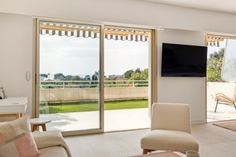 77m² Appartement à Cannes, France No. 99783 3
