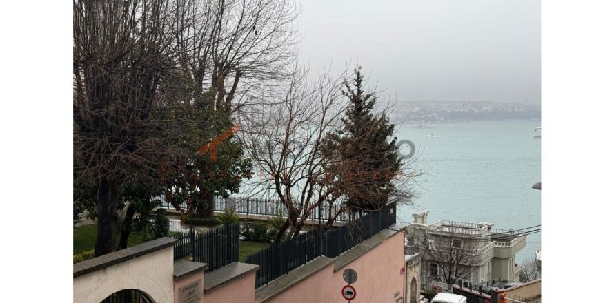 2 dormitorios Apartment en Beyoglu, Turkey No. 80512