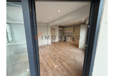 Квартира с 2 спальнями в Thuy Nguyen, Вьетнам №80512 7