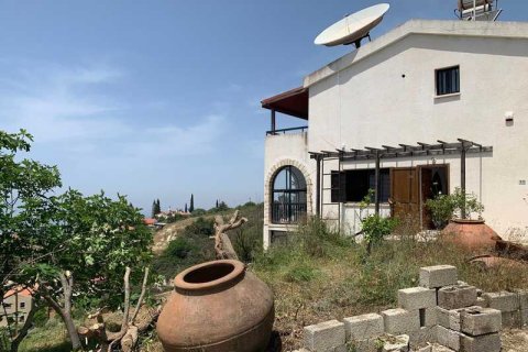 3 bedrooms Villa in Tala, Cyprus No. 101936 3