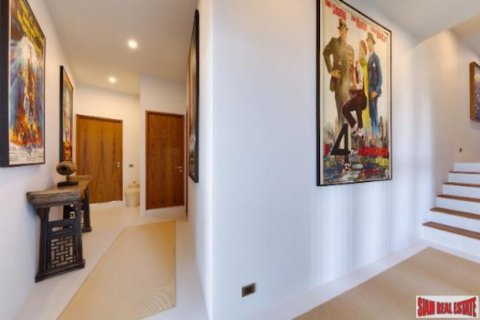 5 bedrooms Villa on the Chaweng Beach, Thailand No. 96227 6