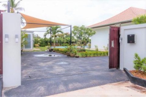 Вилла с 3 спальнями в Хуа Хин, Таиланд №95881 2