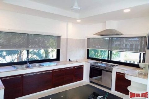 6 bedrooms House in Kamala, Thailand No. 96149 5