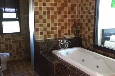 5 bedrooms House in Chiang Mai, Thailand No. 97620 10