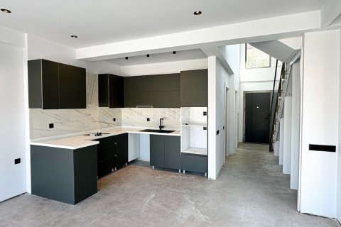 3 bedrooms Apartment in Nenh, Vietnam No. 61348 11