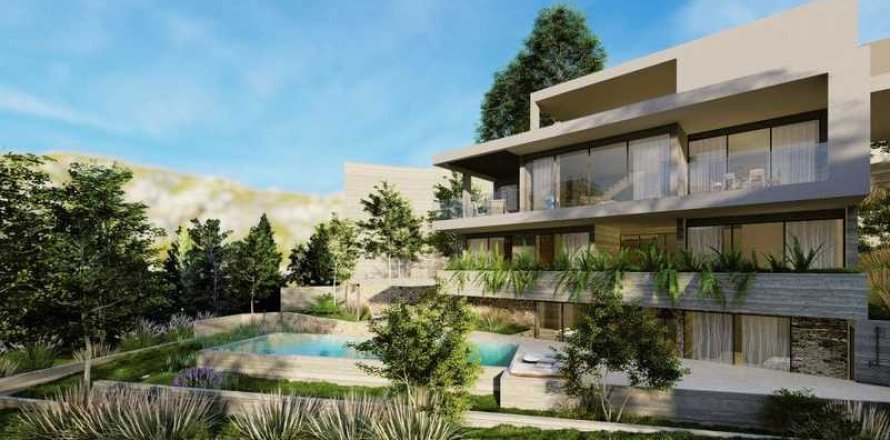 4 bedrooms House in Konia, Cyprus No. 75668