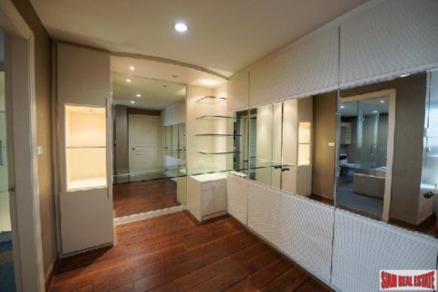 3 bedrooms Apartment in Bangkok, Thailand No. 98132 17