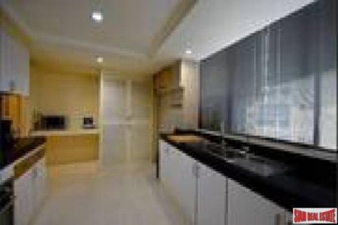 3 bedrooms Apartment in Bangkok, Thailand No. 98132 21