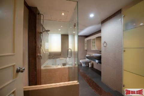 3 bedrooms Apartment in Bangkok, Thailand No. 98132 22