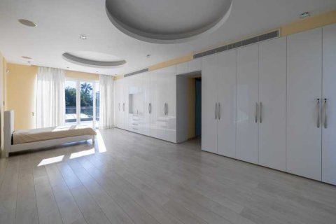 5 bedrooms Villa in Pyrgos, Cyprus No. 72793 15